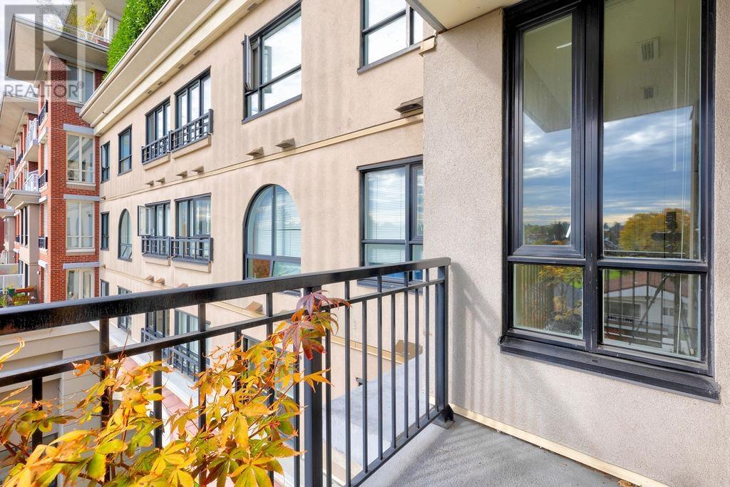 Listing Picture 27 of 39 : 455 1483 E KING EDWARD AVENUE, Vancouver / 溫哥華 - 魯藝地產 Yvonne Lu Group - MLS Medallion Club Member