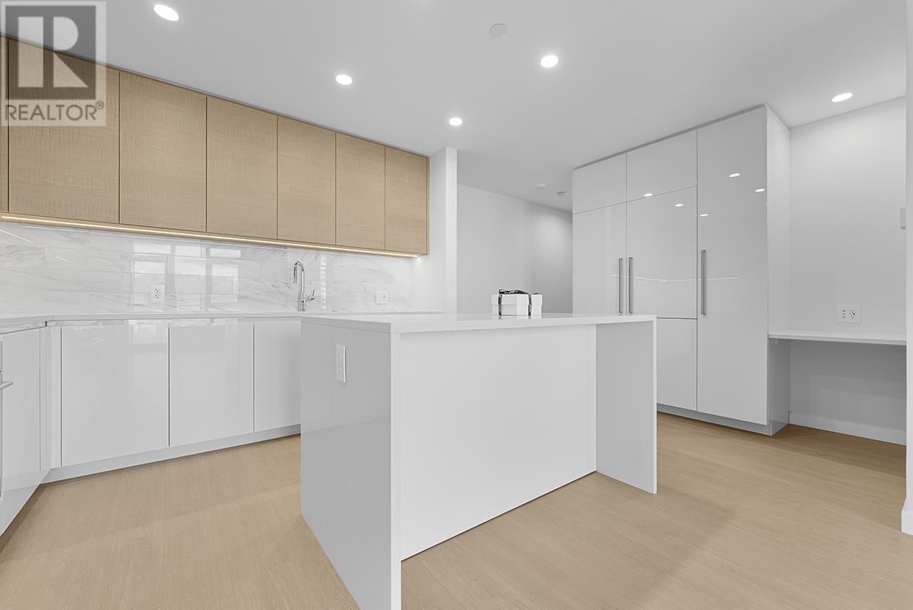 Listing Picture 9 of 29 : 3606 4168 LOUGHEED HIGHWAY, Burnaby / 本拿比 - 魯藝地產 Yvonne Lu Group - MLS Medallion Club Member