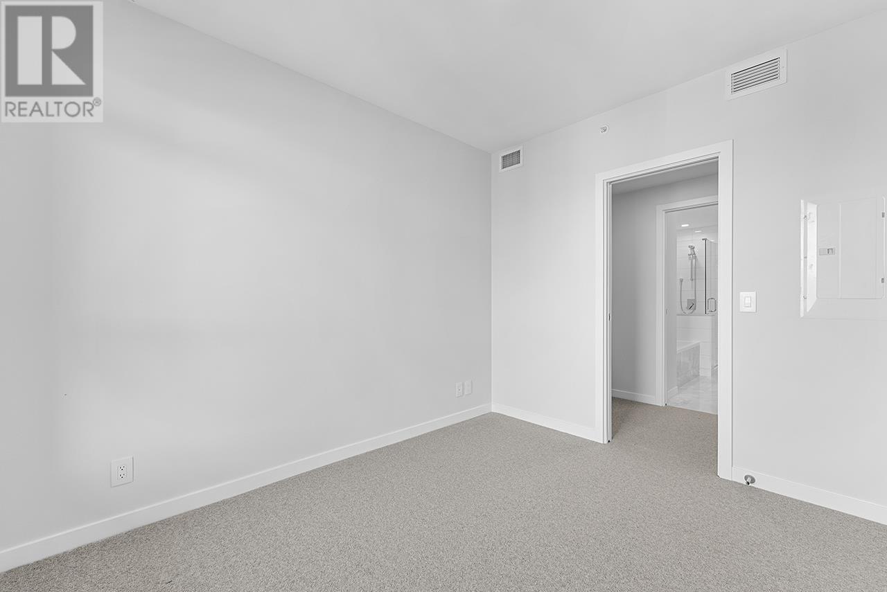 Listing Picture 16 of 29 : 3606 4168 LOUGHEED HIGHWAY, Burnaby / 本拿比 - 魯藝地產 Yvonne Lu Group - MLS Medallion Club Member