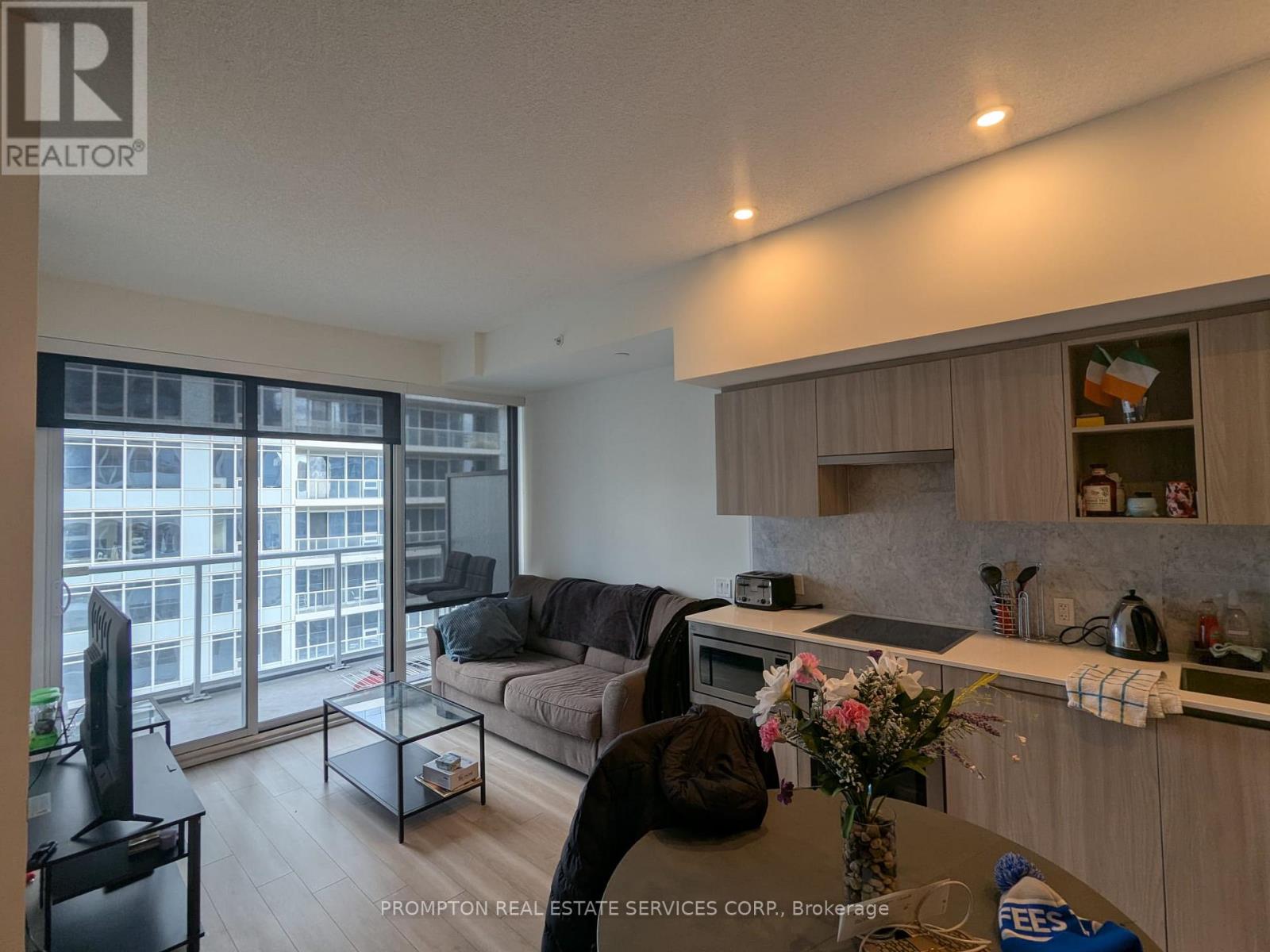 3009 - 19 Bathurst Street, Toronto, Ontario  M5V 0N2 - Photo 5 - C11933105