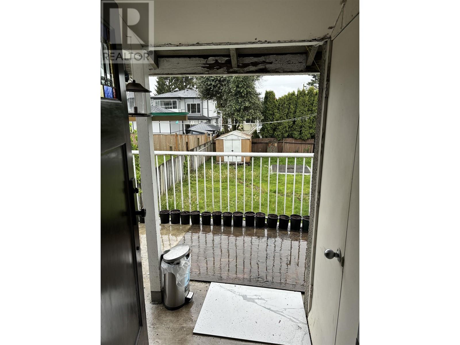 7986 15th Avenue, Burnaby, British Columbia  V3N 1X1 - Photo 7 - R2957748