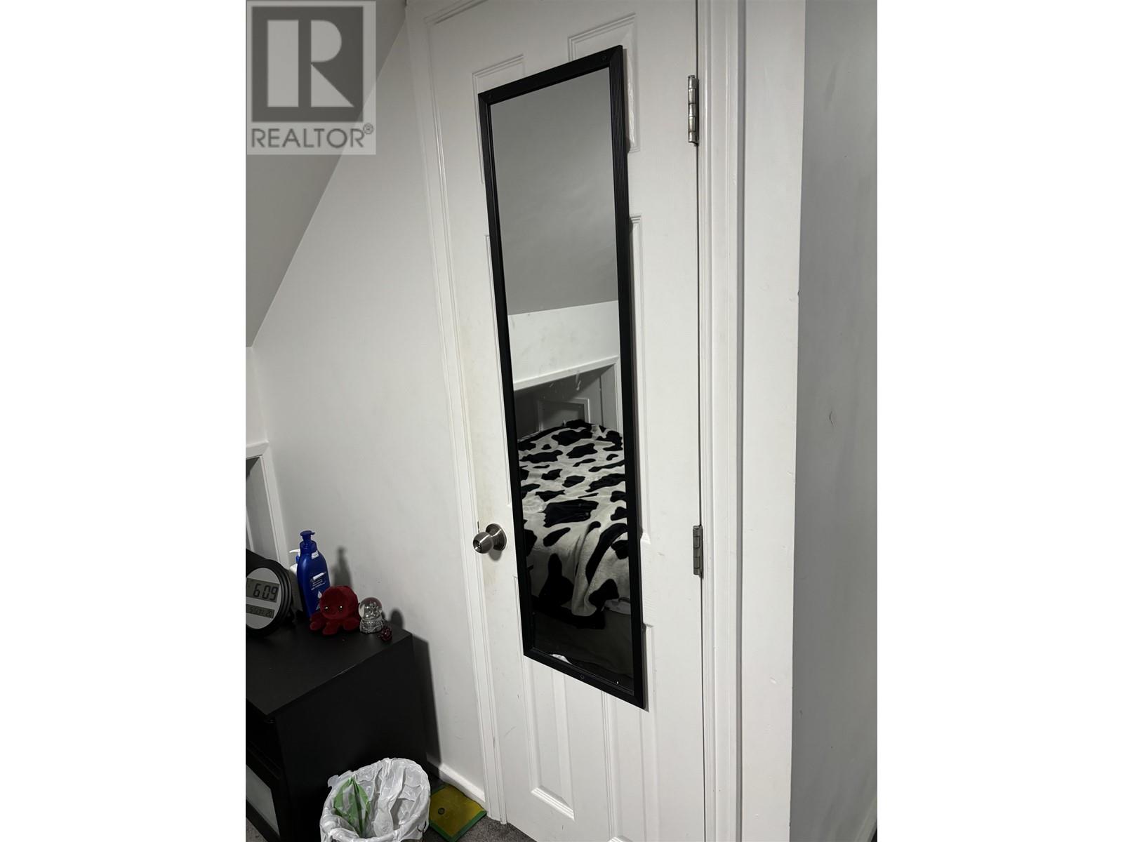 7986 15th Avenue, Burnaby, British Columbia  V3N 1X1 - Photo 14 - R2957748