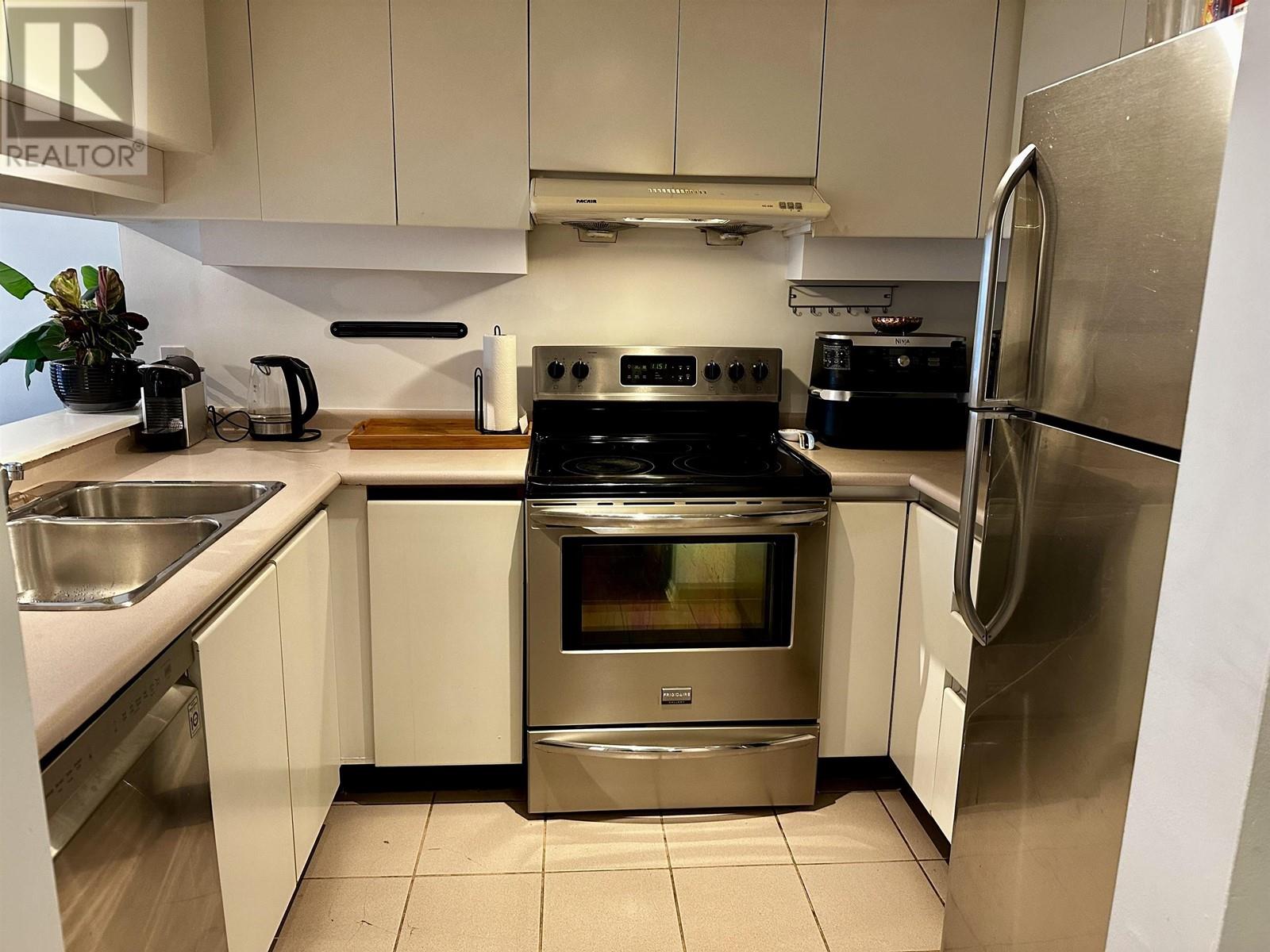 707 1238 Melville Street, Vancouver, British Columbia  V6E 4N2 - Photo 6 - R2951709