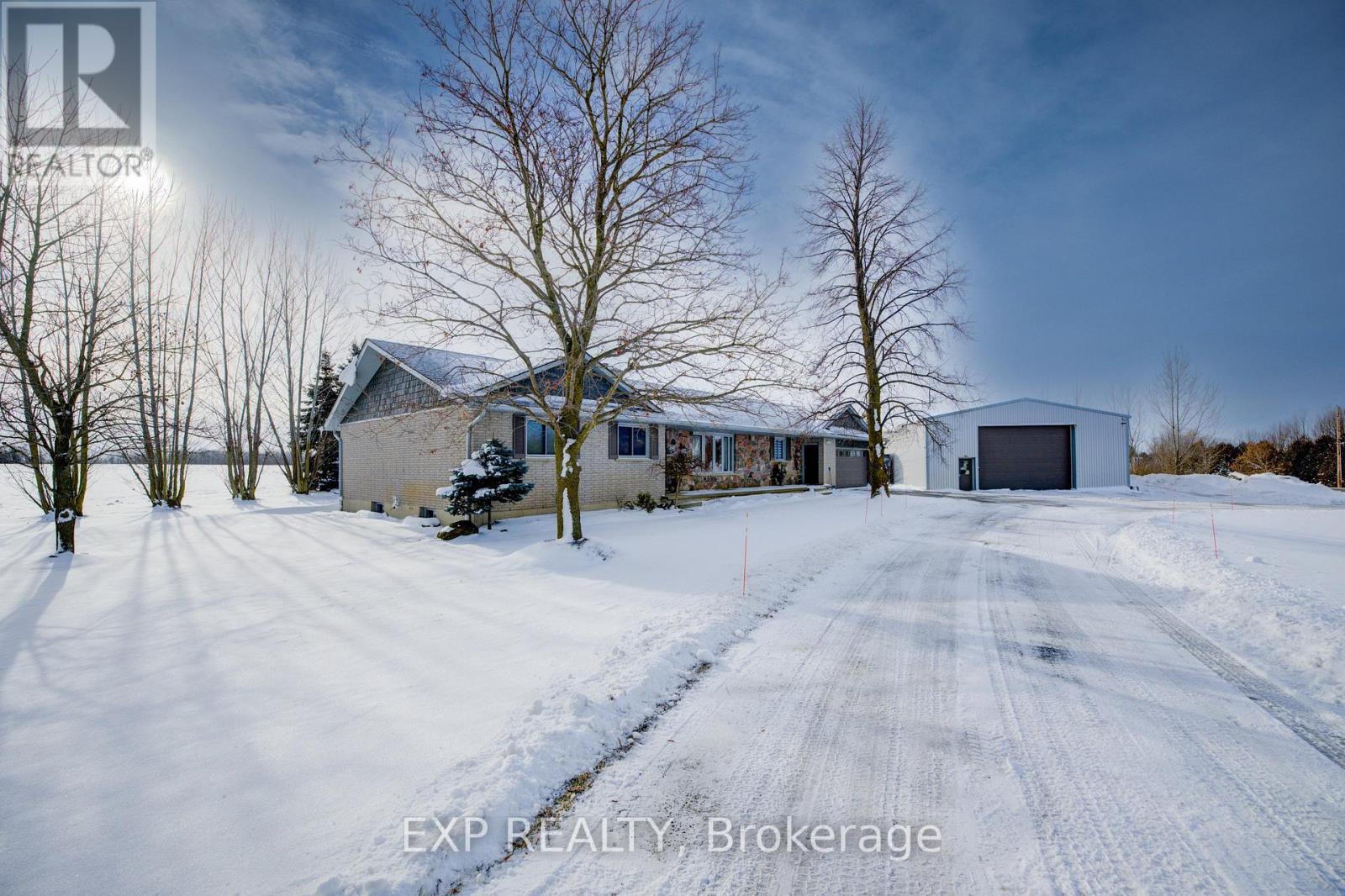 7998 Wellington Rd 7 Road, Mapleton, Ontario  N0G 2K0 - Photo 2 - X11933115