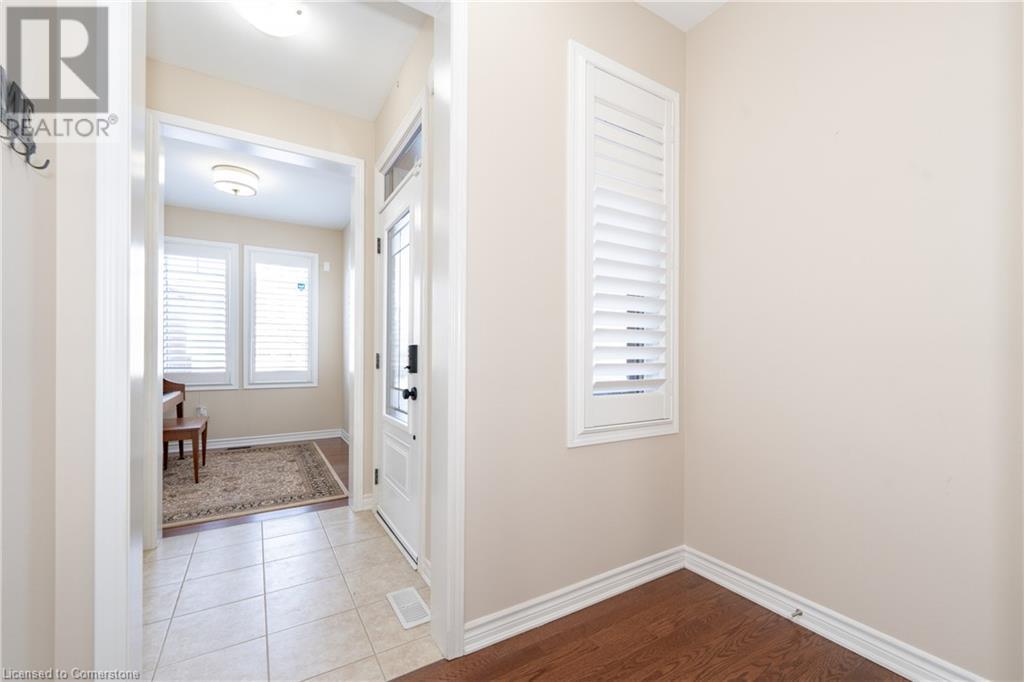 254 Hinton Terrace, Milton, Ontario  L9E 1C8 - Photo 2 - 40688143