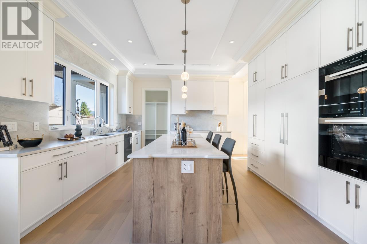 6173 Aubrey Street, Burnaby, British Columbia  V5B 2C9 - Photo 9 - R2958336