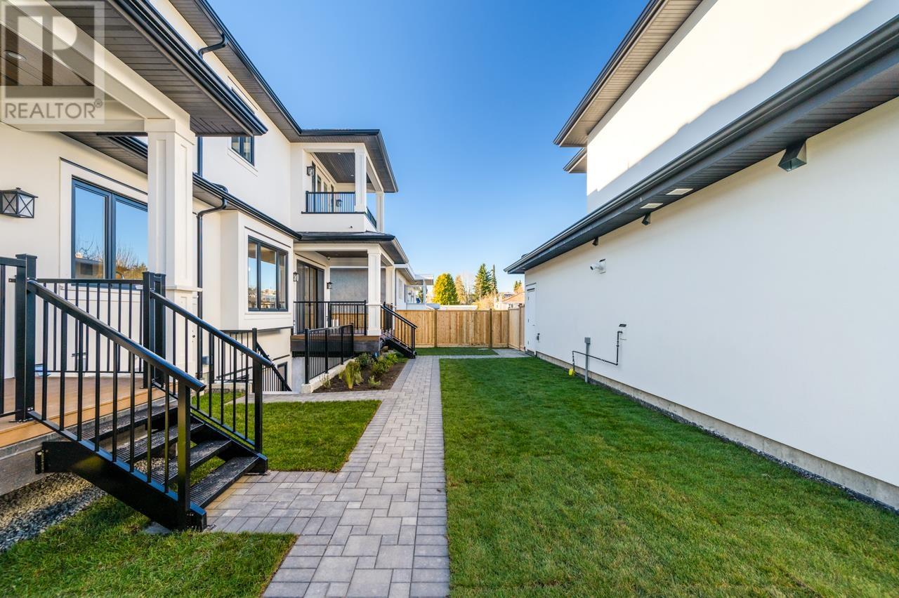 6173 Aubrey Street, Burnaby, British Columbia  V5B 2C9 - Photo 4 - R2958336