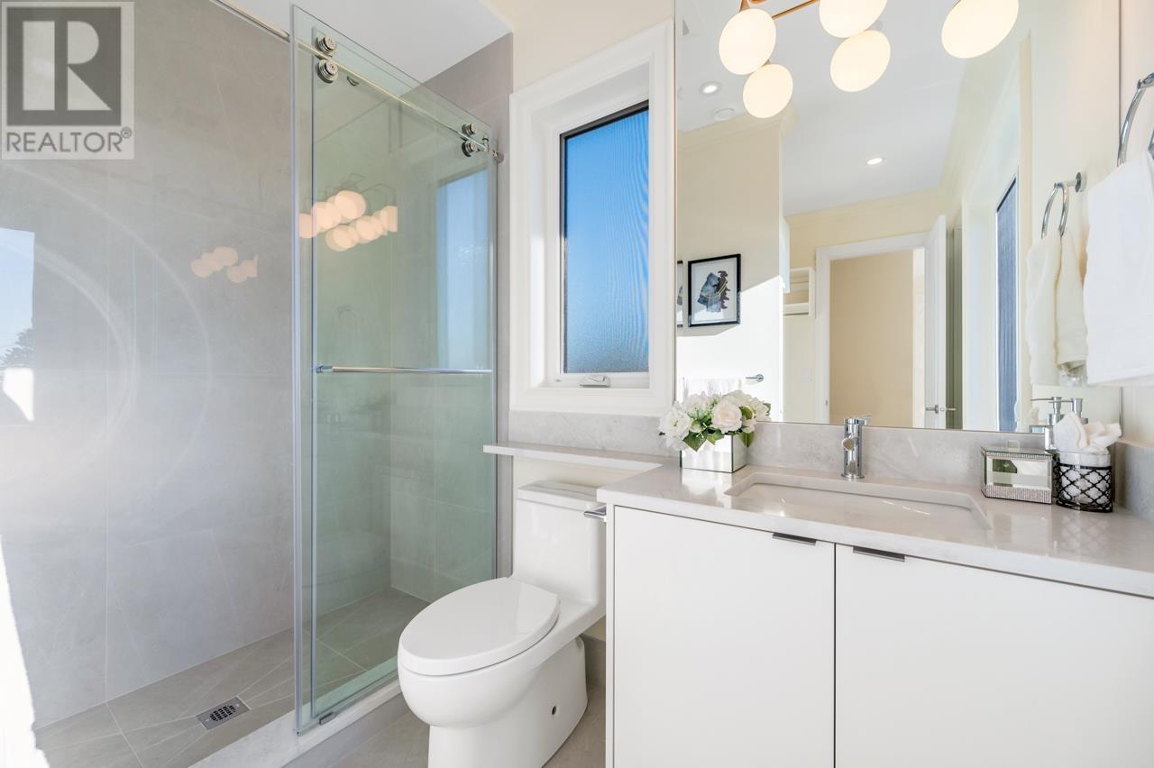 6173 Aubrey Street, Burnaby, British Columbia  V5B 2C9 - Photo 27 - R2958336