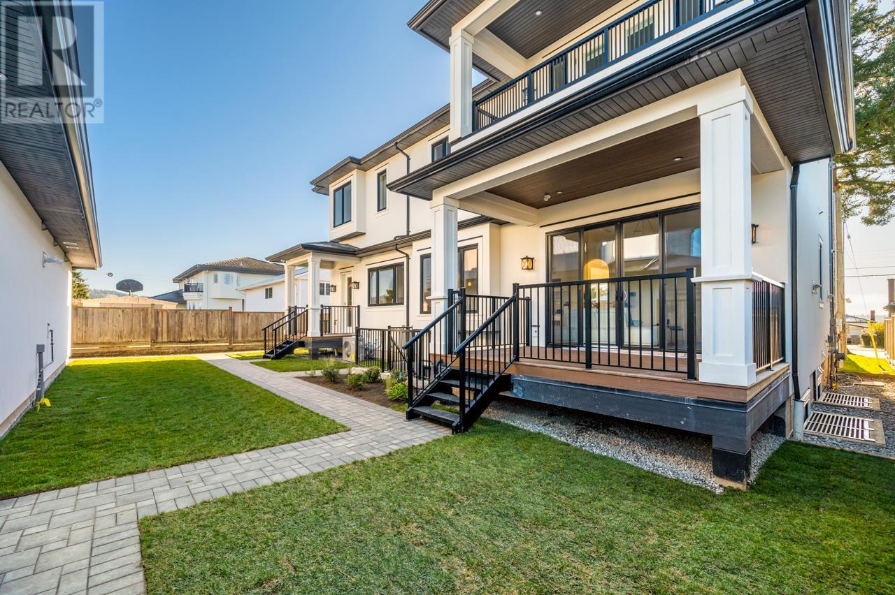 6173 Aubrey Street, Burnaby, British Columbia  V5B 2C9 - Photo 3 - R2958336