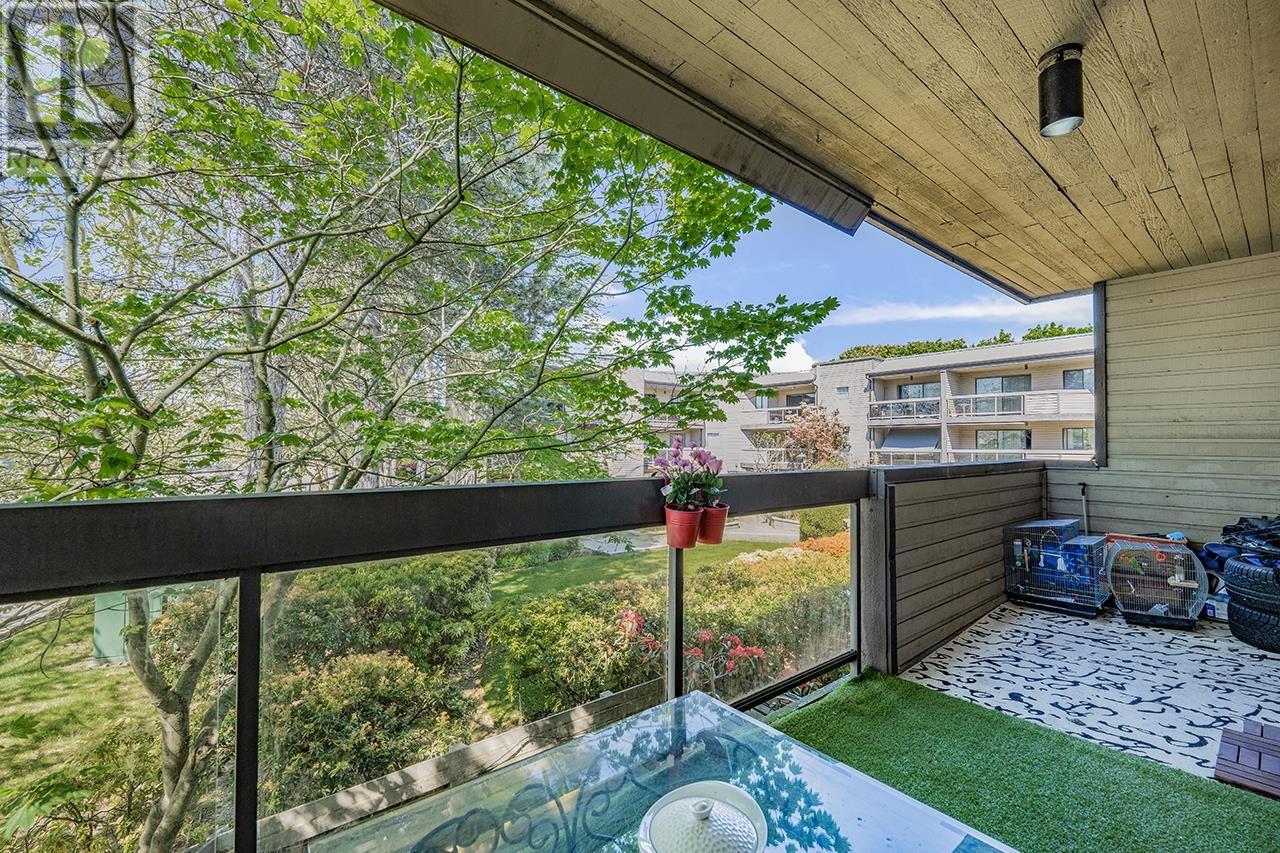 Listing Picture 21 of 23 : 206 6105 KINGSWAY, Burnaby / 本拿比 - 魯藝地產 Yvonne Lu Group - MLS Medallion Club Member