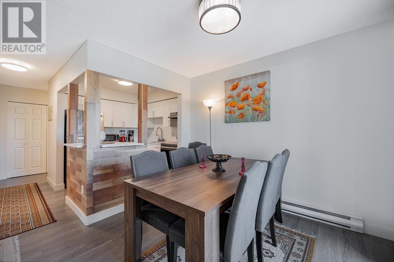 Listing Picture 12 of 23 : 206 6105 KINGSWAY, Burnaby / 本拿比 - 魯藝地產 Yvonne Lu Group - MLS Medallion Club Member