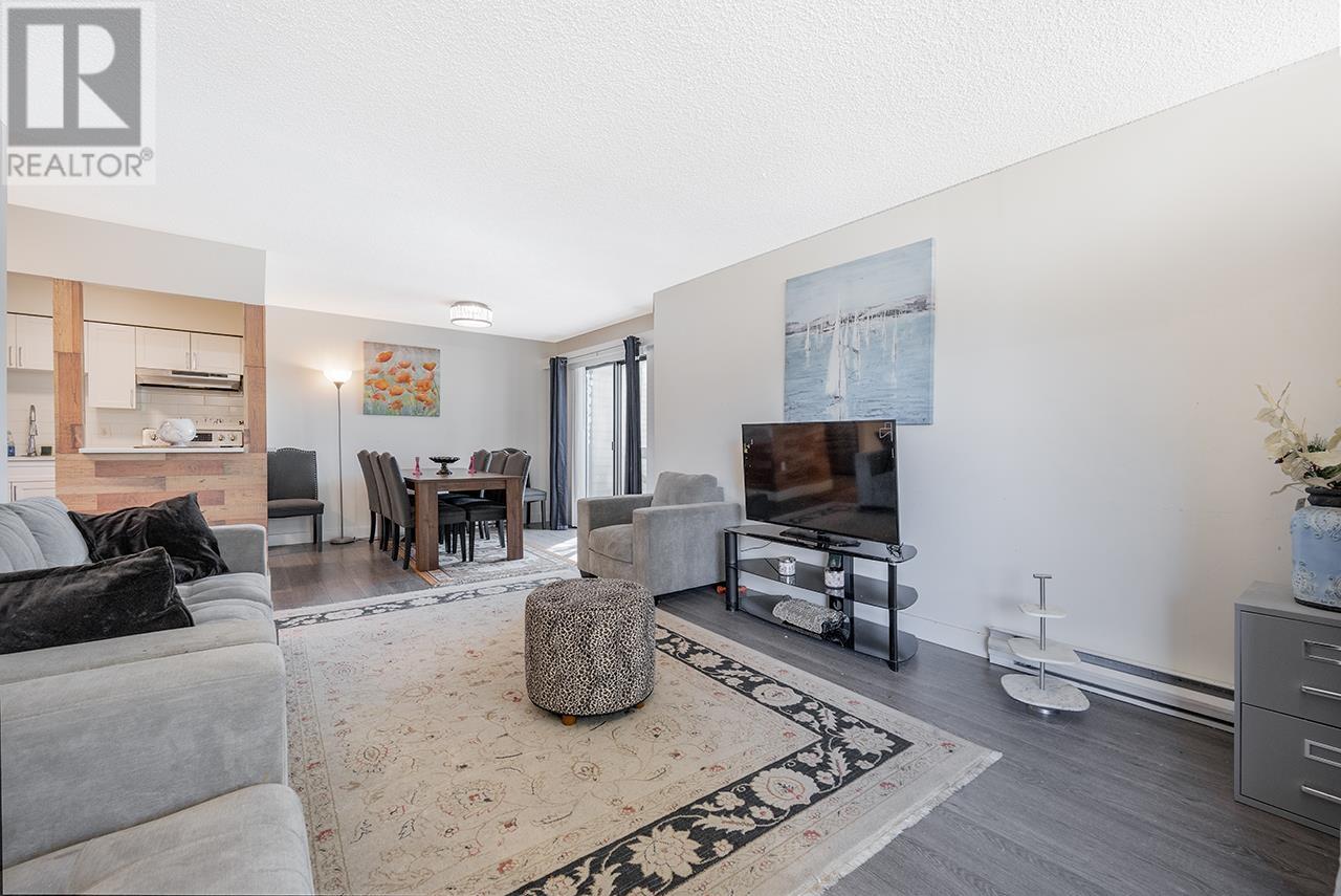 Listing Picture 10 of 23 : 206 6105 KINGSWAY, Burnaby / 本拿比 - 魯藝地產 Yvonne Lu Group - MLS Medallion Club Member