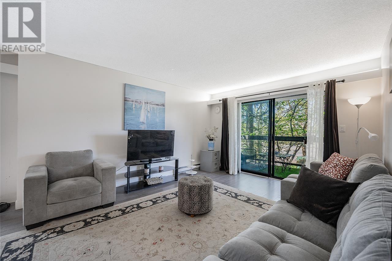 Listing Picture 7 of 23 : 206 6105 KINGSWAY, Burnaby / 本拿比 - 魯藝地產 Yvonne Lu Group - MLS Medallion Club Member