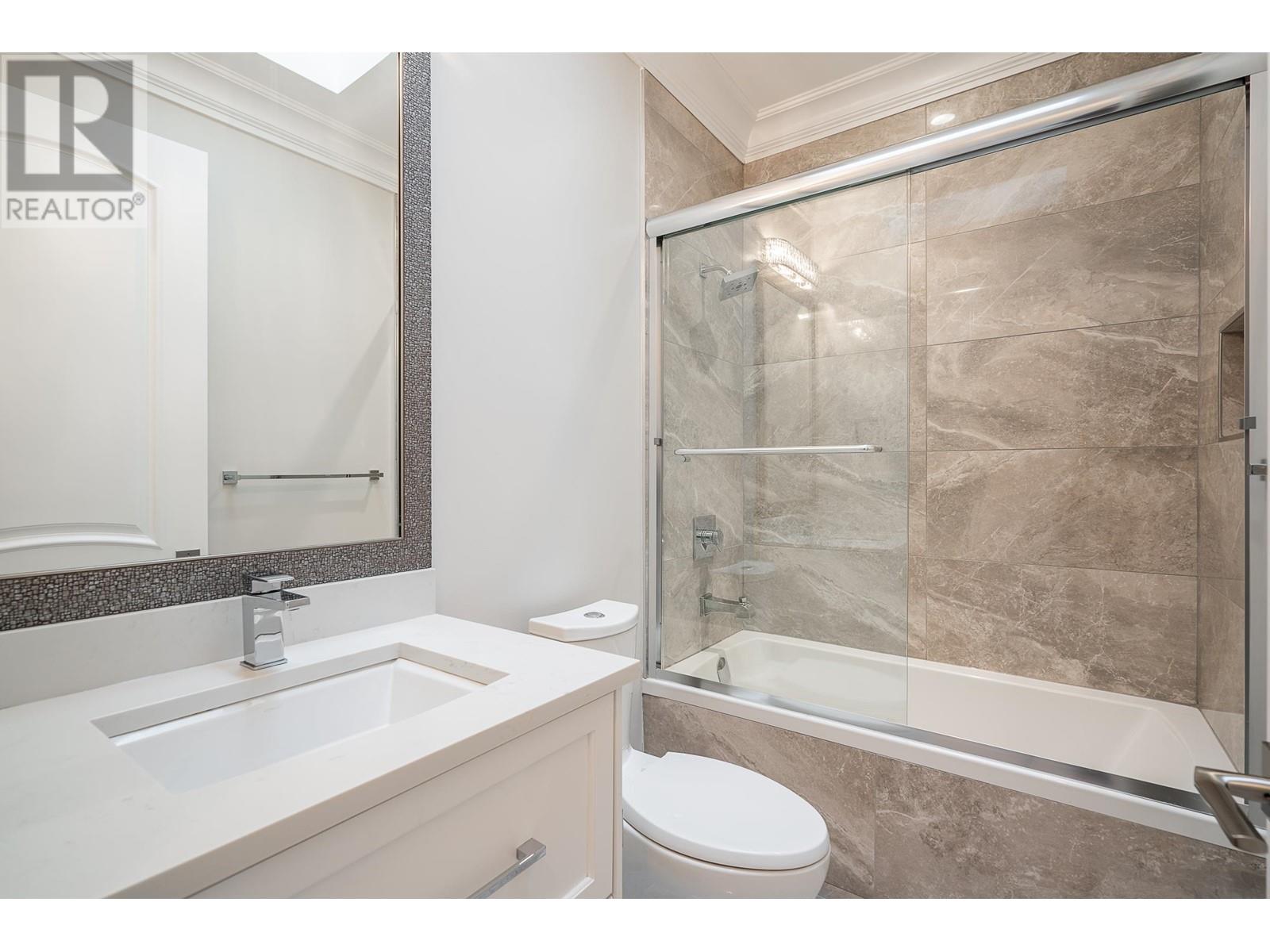 Listing Picture 34 of 40 : 8071 ALANMORE PLACE, Richmond / 烈治文 - 魯藝地產 Yvonne Lu Group - MLS Medallion Club Member