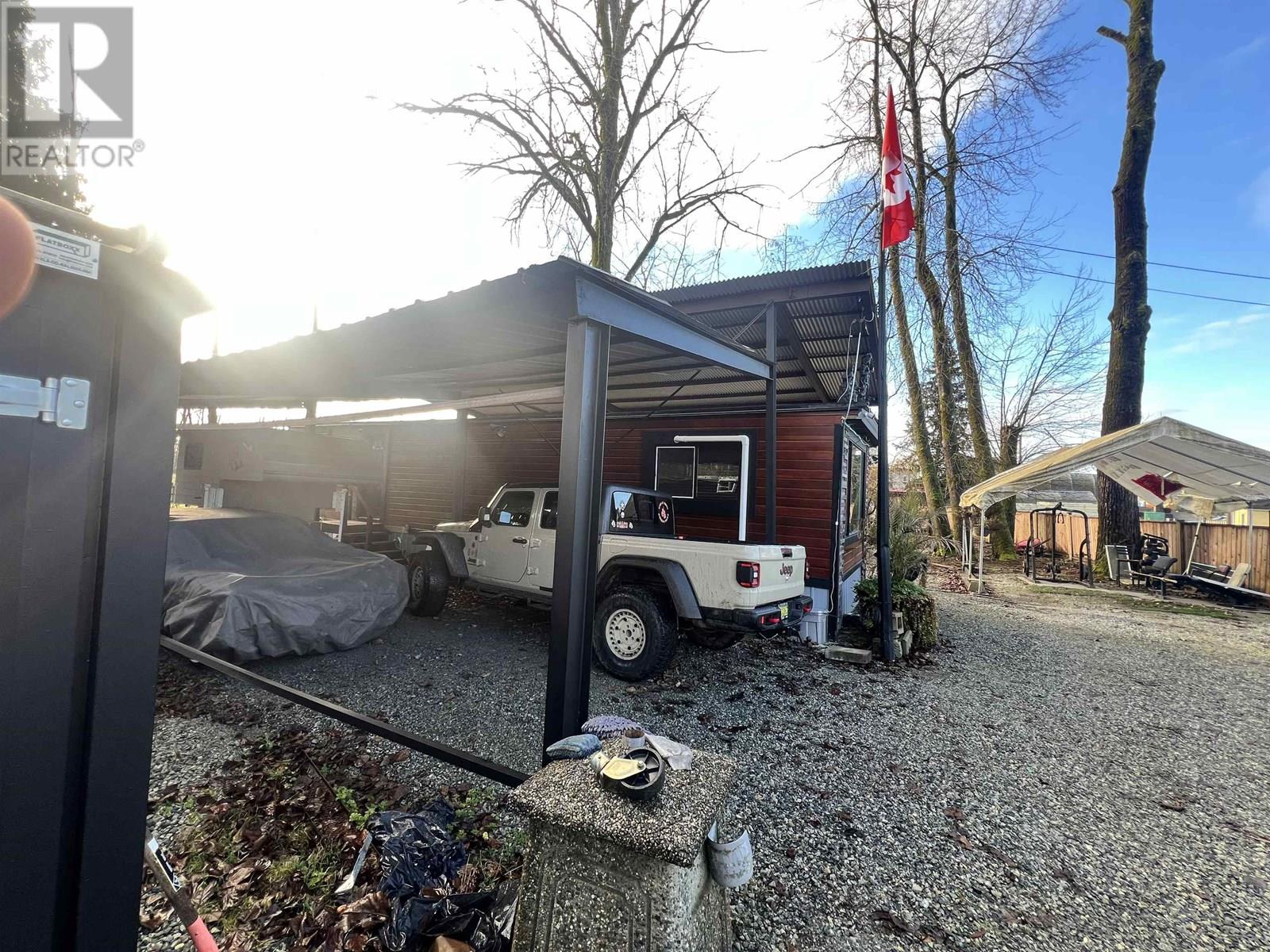 23549 Lougheed Highway, Maple Ridge, British Columbia  V2W 1B8 - Photo 5 - C8065343