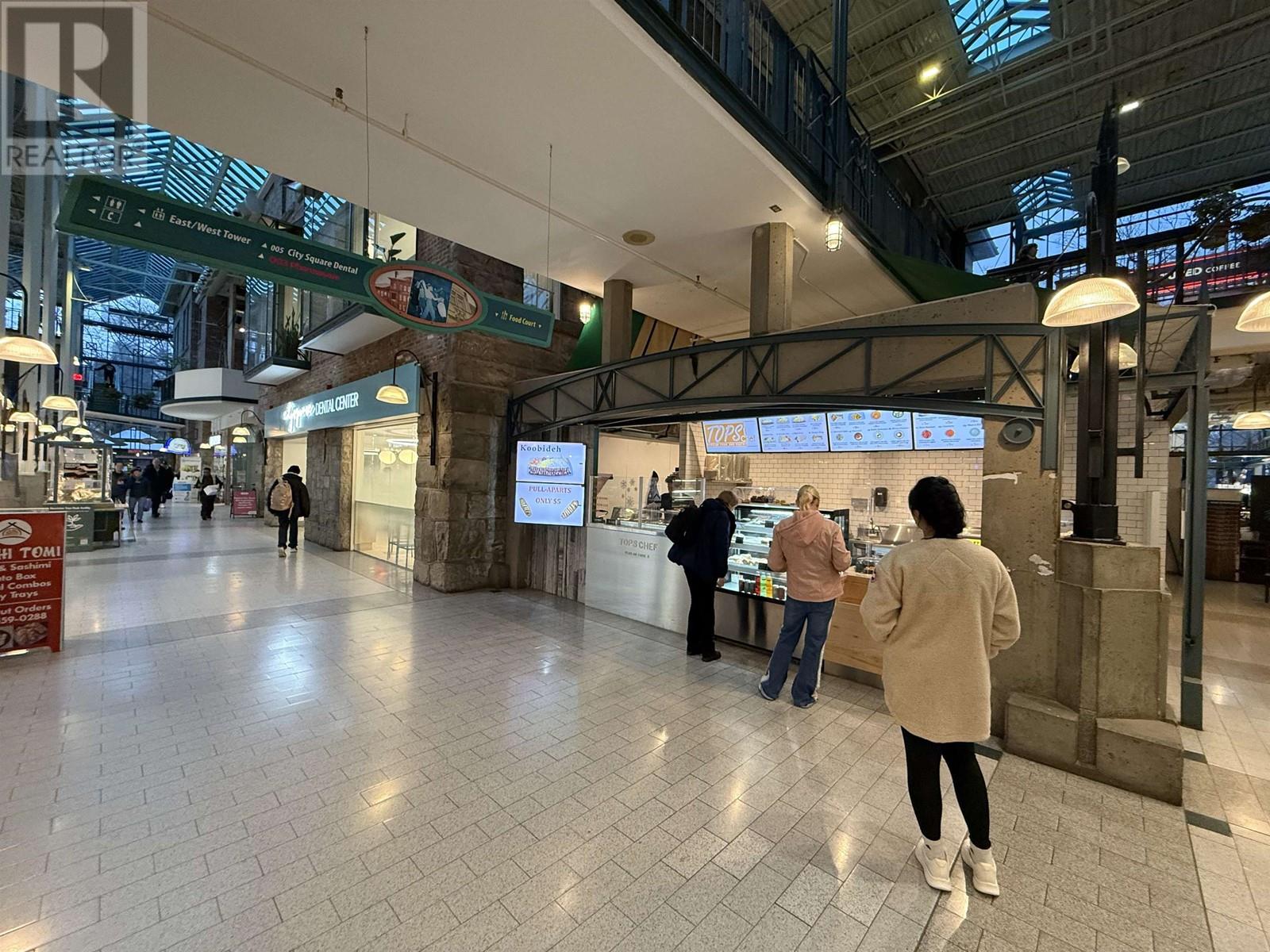 Listing Picture 2 of 29 : 7A 555 12TH AVENUE, Vancouver / 溫哥華 - 魯藝地產 Yvonne Lu Group - MLS Medallion Club Member