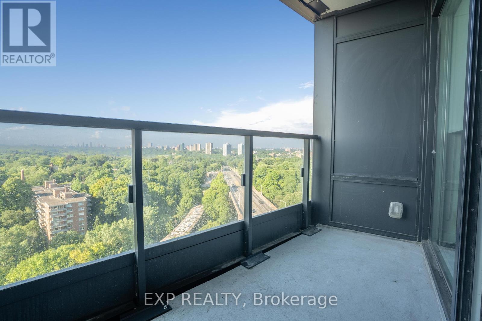 1324 - 585 Bloor Street E, Toronto, Ontario  M4W 0B3 - Photo 11 - C11933186