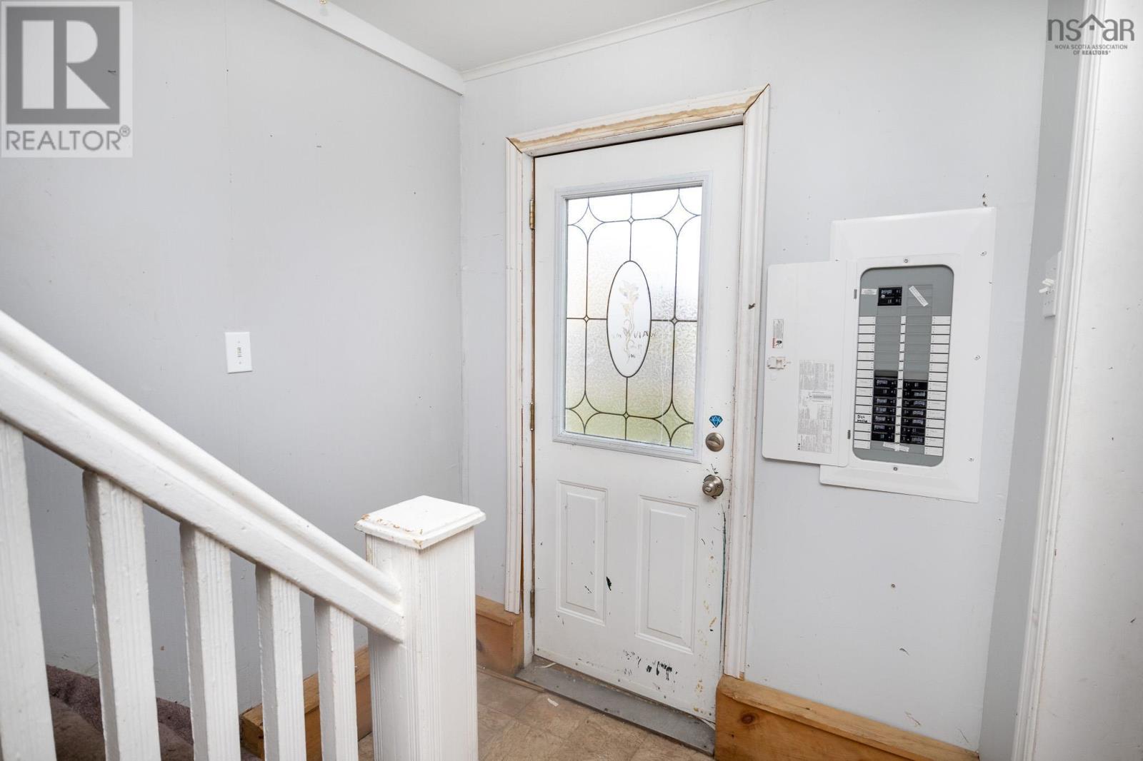 19 Tenth Street, Glace Bay, Nova Scotia  B1A 4L6 - Photo 15 - 202501293