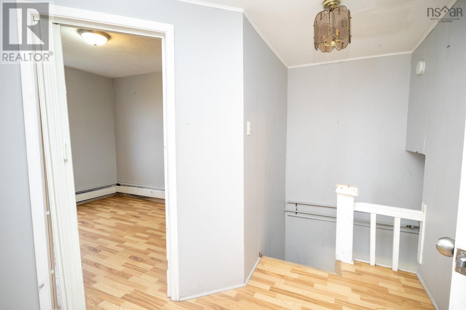 19 Tenth Street, Glace Bay, Nova Scotia  B1A 4L6 - Photo 17 - 202501293