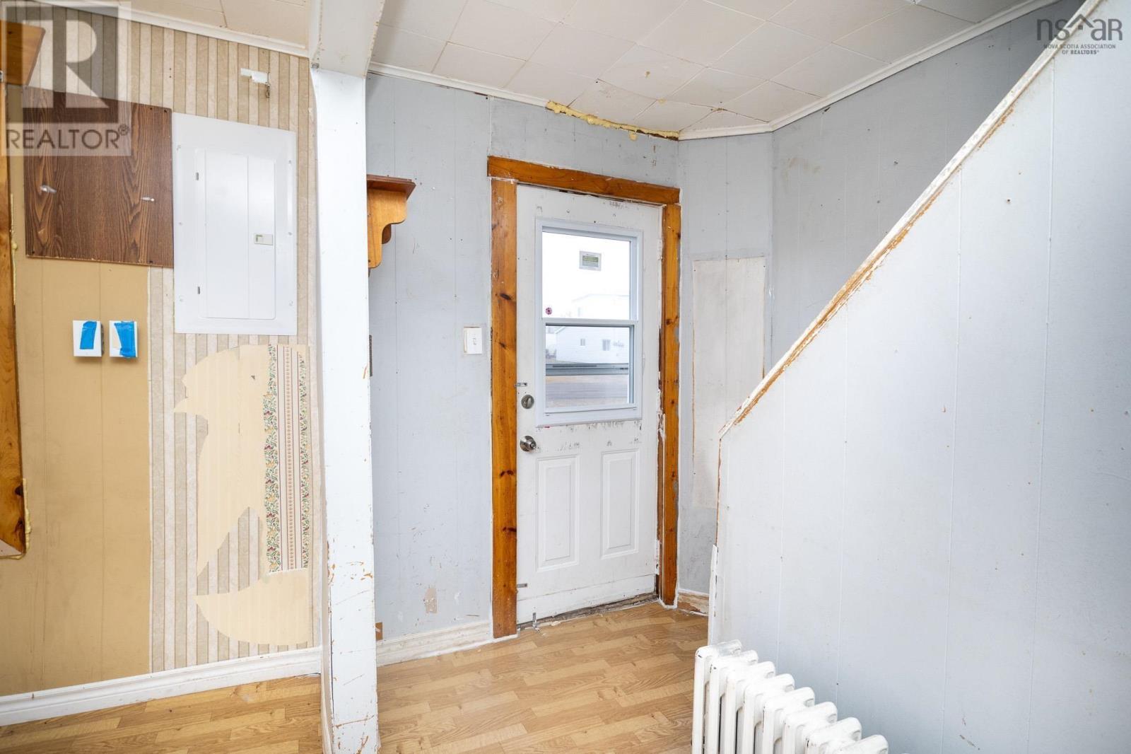 21 Tenth Street, Glace Bay, Nova Scotia  B1A 4L6 - Photo 15 - 202501295