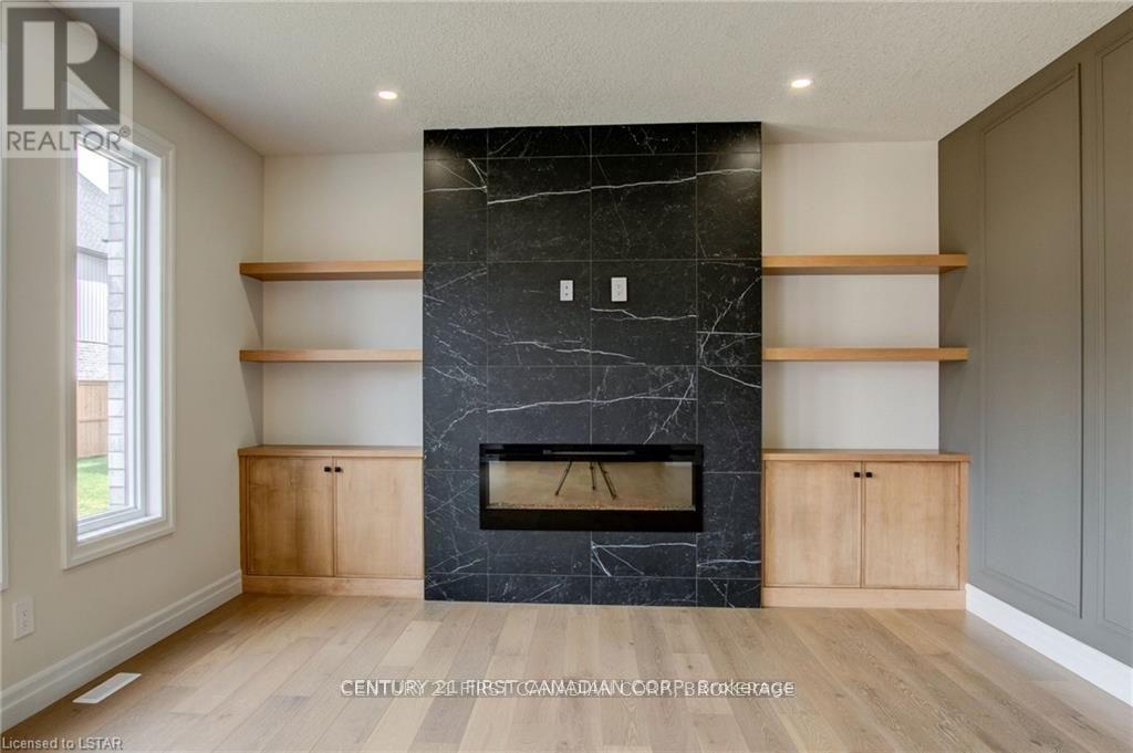 58 Aspen Circle, Thames Centre, Ontario  N0M 2P0 - Photo 8 - X11933282