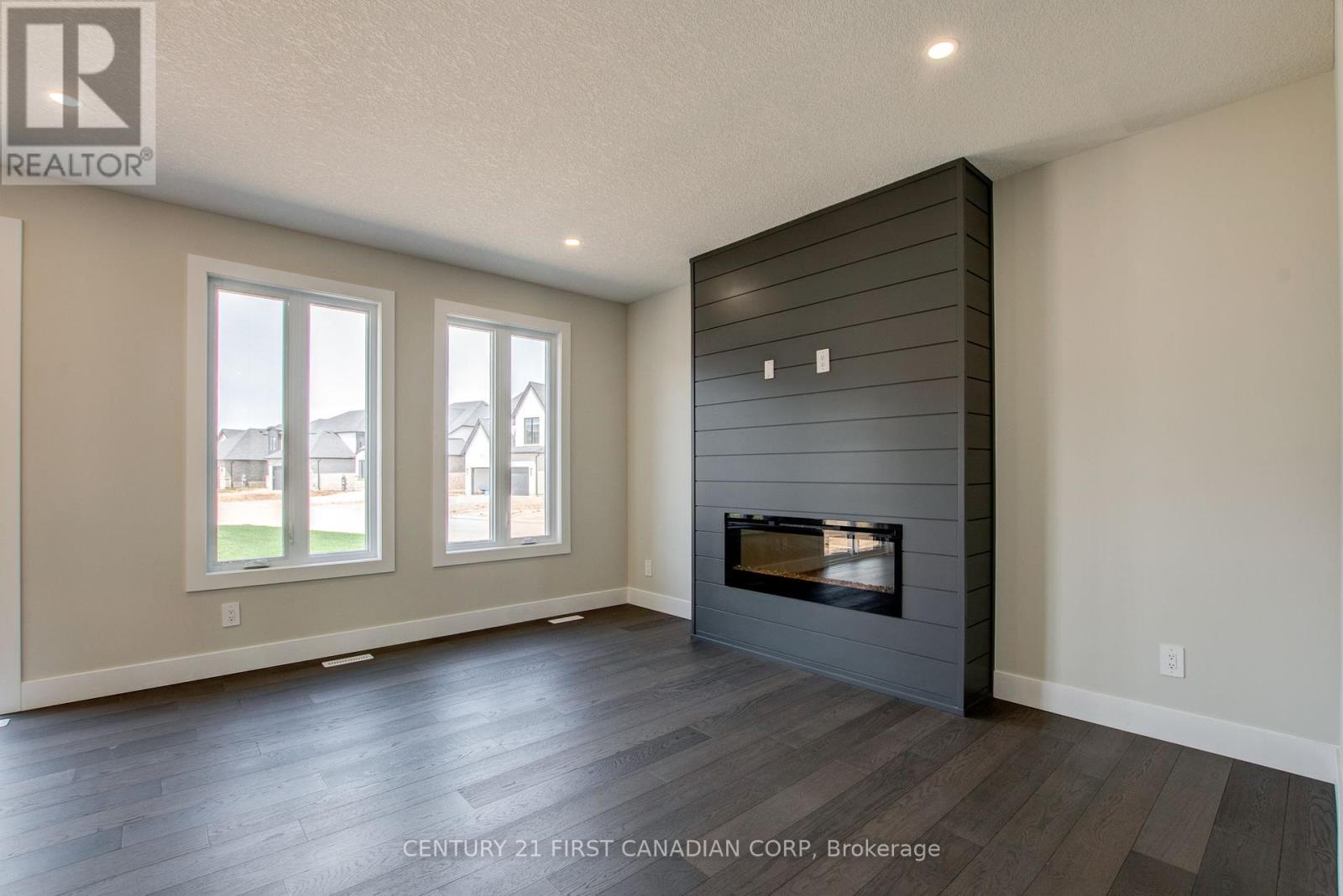 100 Aspen Circle, Thames Centre, Ontario  N0M 2P0 - Photo 11 - X11933310