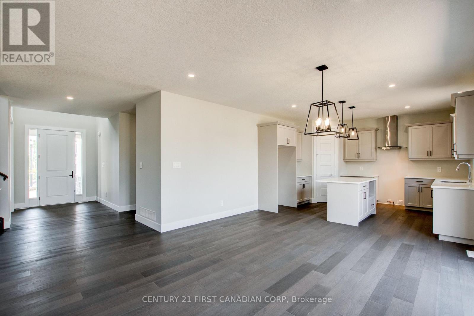 100 Aspen Circle, Thames Centre, Ontario  N0M 2P0 - Photo 13 - X11933310