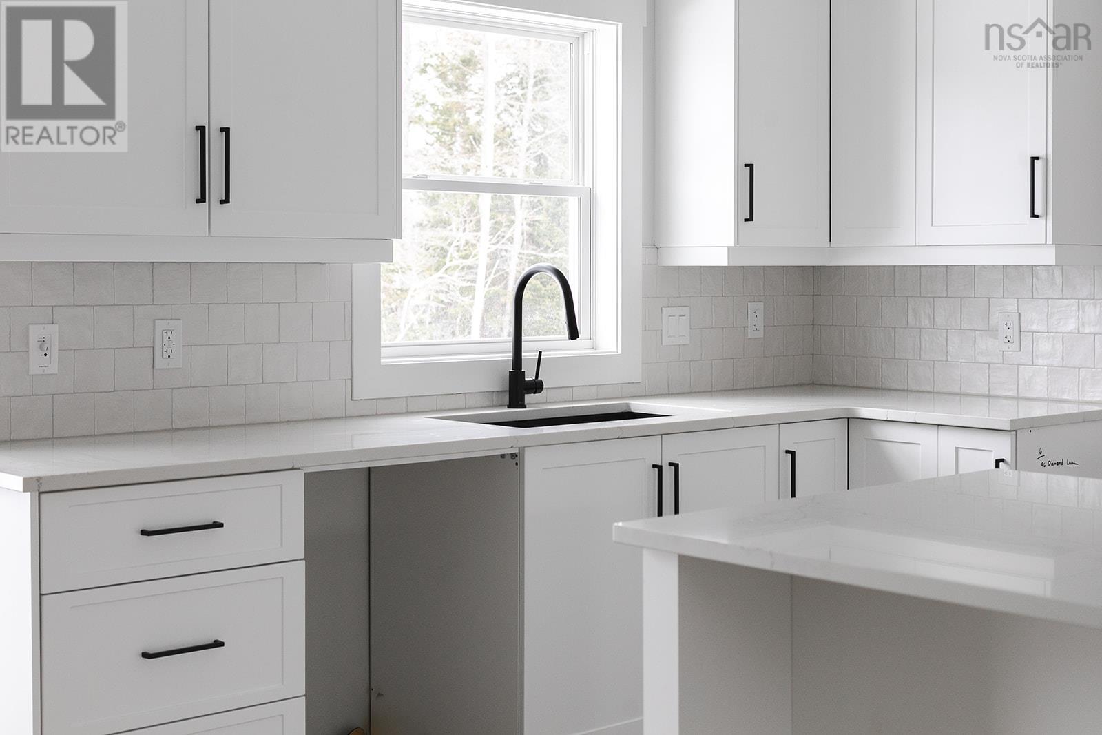 96 Diamond Lane, Middle Sackville, Nova Scotia  B4E 3H5 - Photo 14 - 202500469