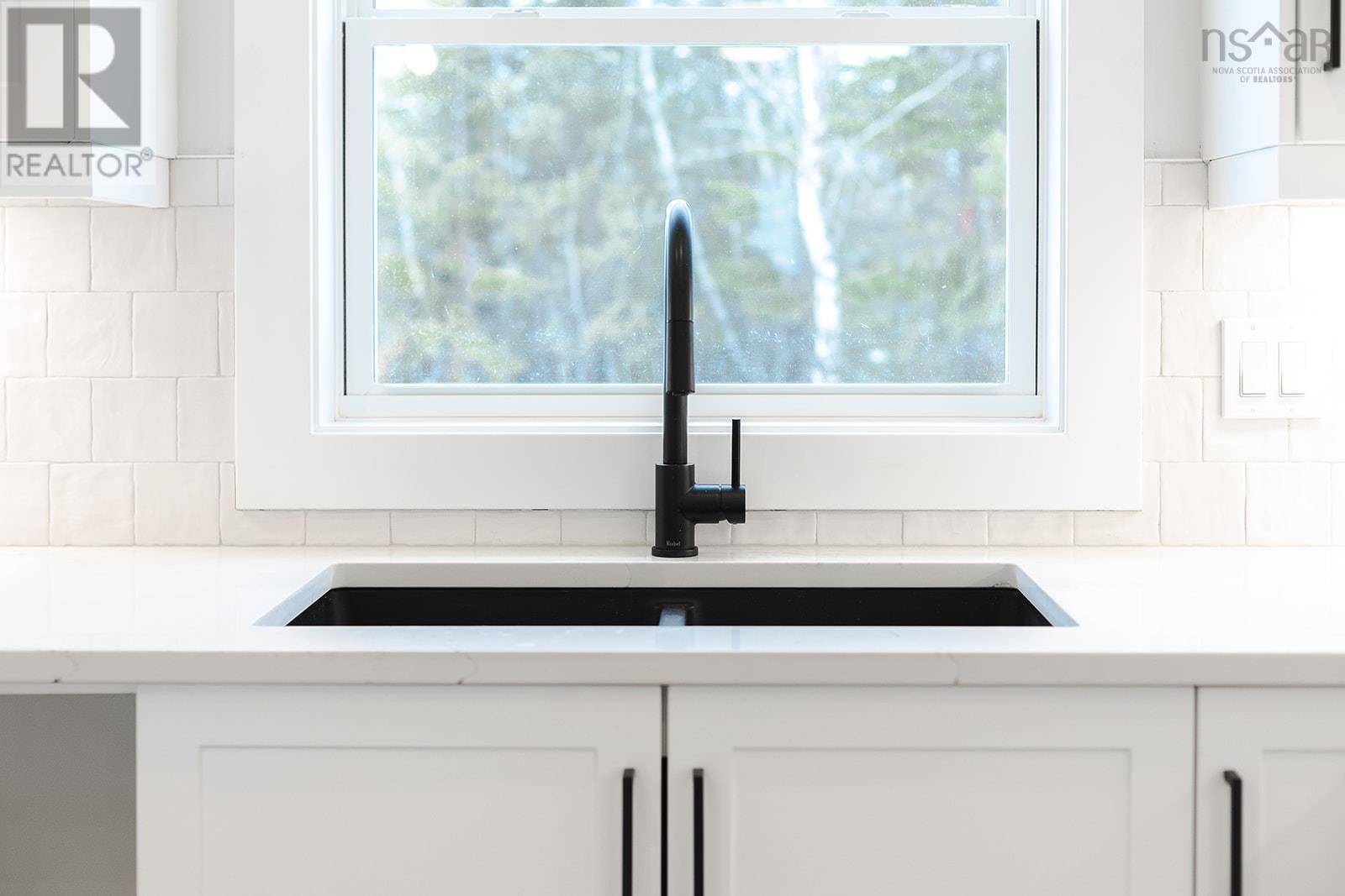 96 Diamond Lane, Middle Sackville, Nova Scotia  B4E 3H5 - Photo 19 - 202500469