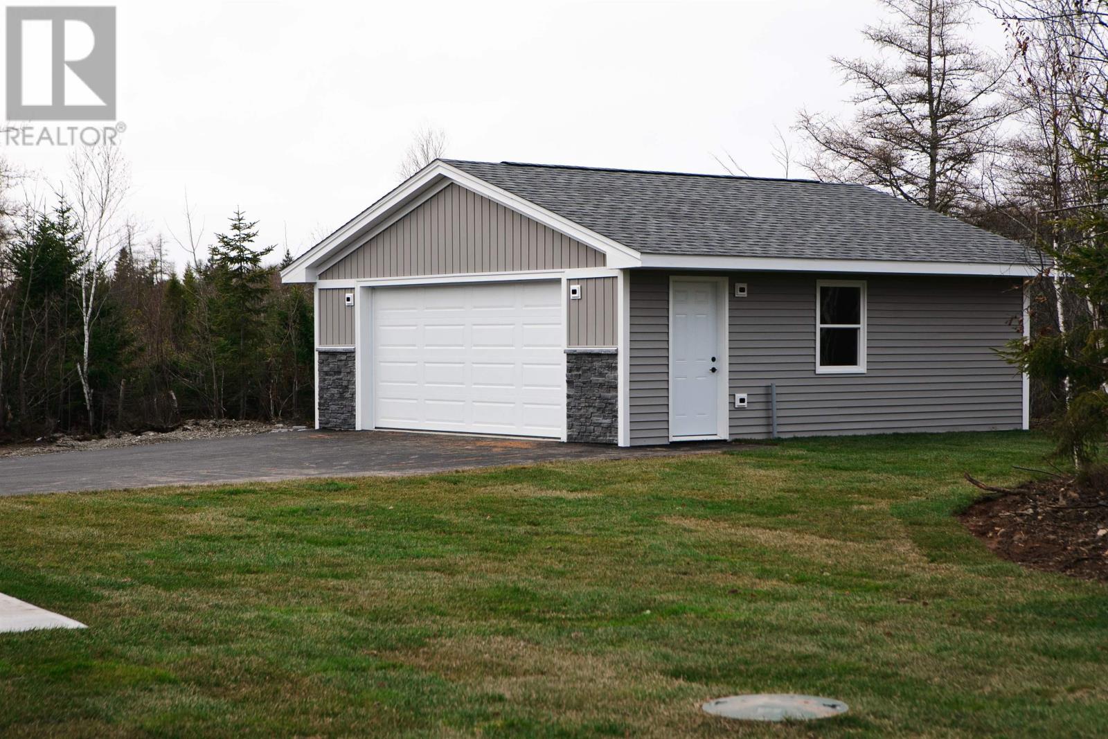 96 Diamond Lane, Middle Sackville, Nova Scotia  B4E 3H5 - Photo 39 - 202500469