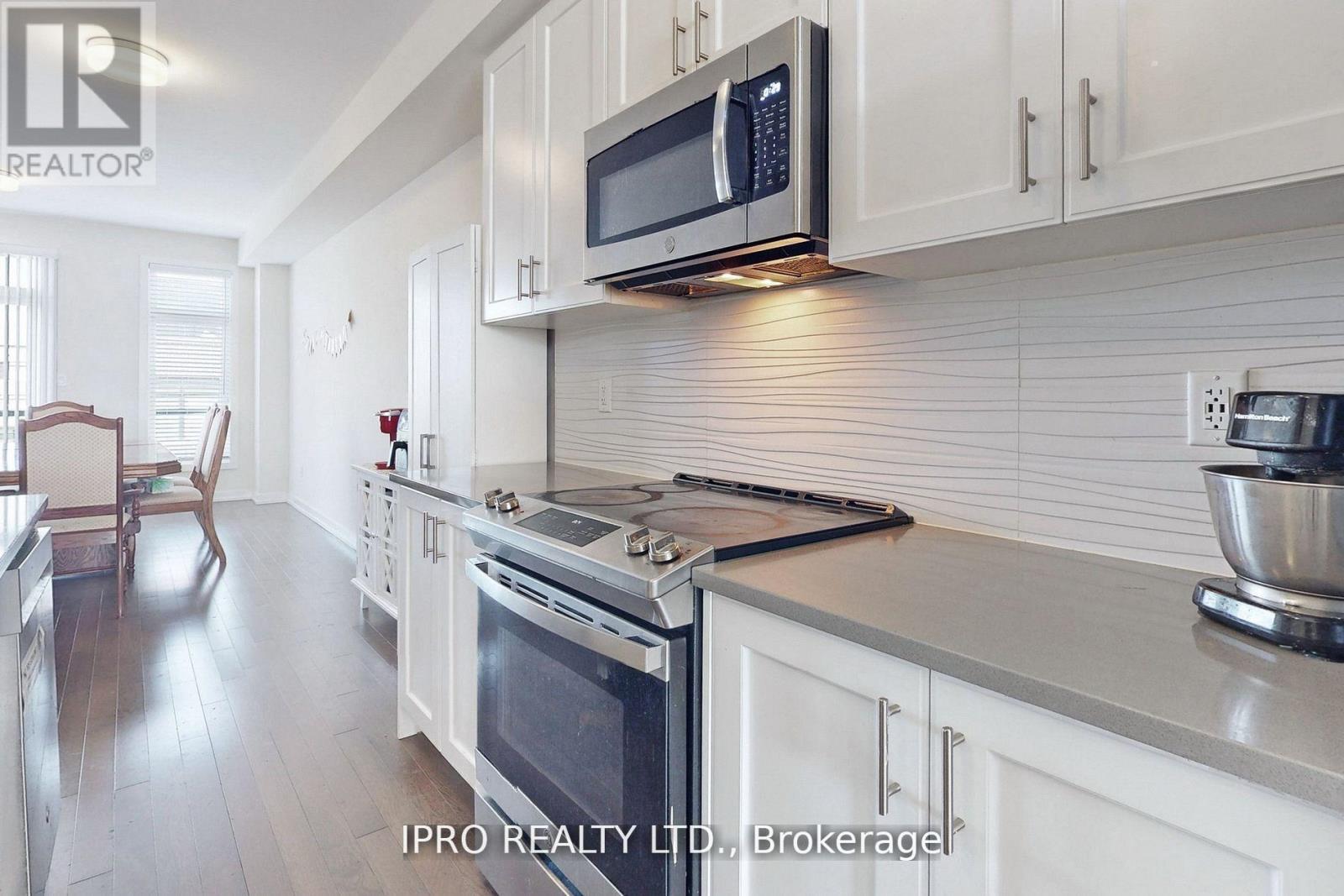 Property at 2614 CASTLEGATE CROSSING CIRCLE image 4