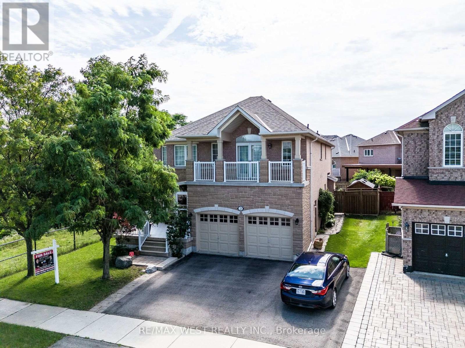 23 Sunset Ridge, Vaughan, Ontario  L4H 1W1 - Photo 2 - N11933357