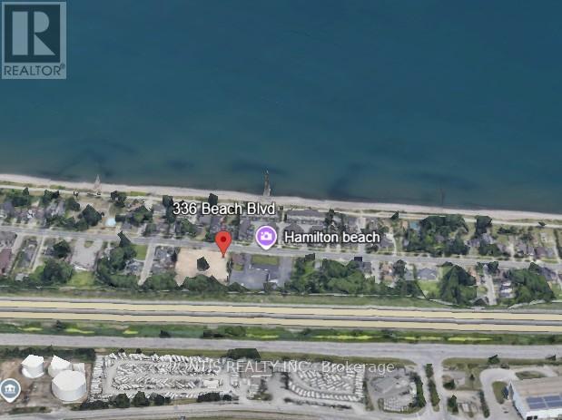 336 Beach Boulevard, Hamilton (Hamilton Beach), Ontario  L8H 6W2 - Photo 3 - X11933403
