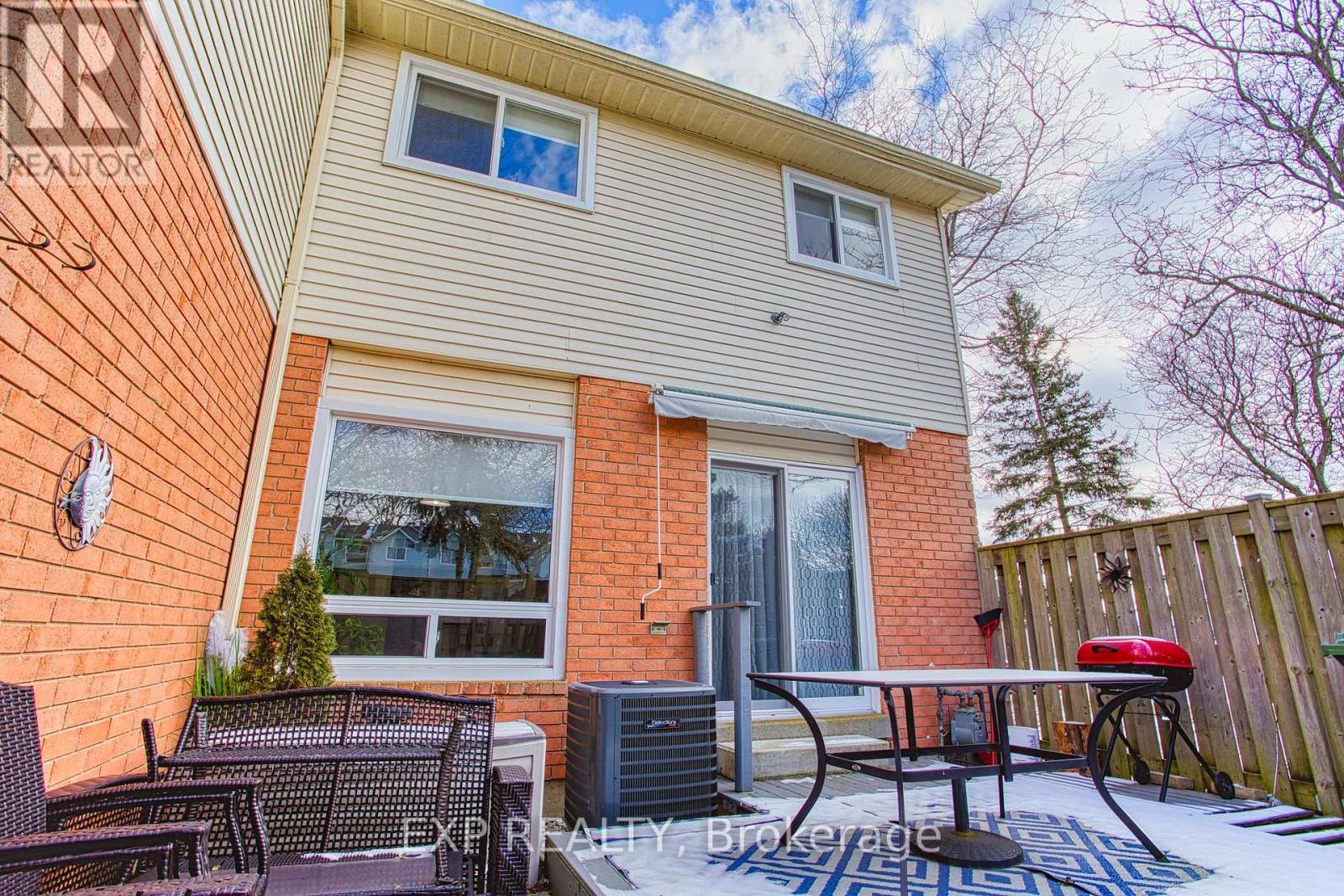 28 - 14 Derby Street, Hamilton, Ontario  L8W 3T6 - Photo 30 - X11933474