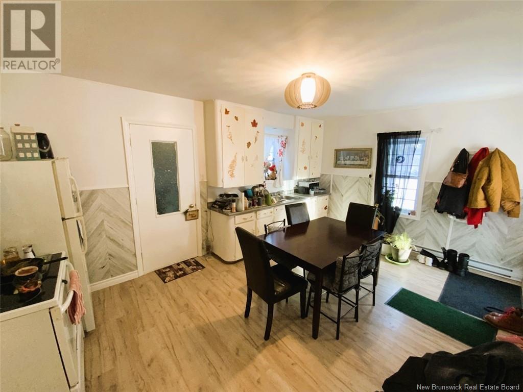 Property at 321 Iroquois Road image 3
