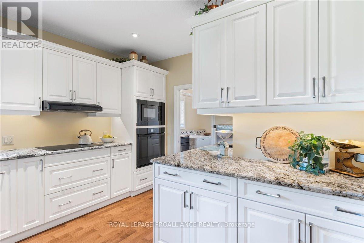 36 Dorchester Drive, Prince Edward County, Ontario  K0K 3L0 - Photo 16 - X11933502