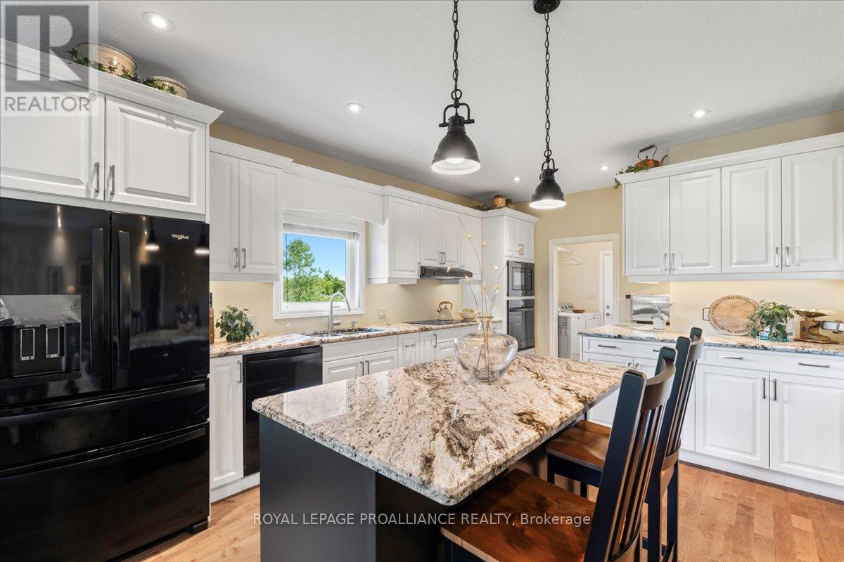 36 Dorchester Drive, Prince Edward County, Ontario  K0K 3L0 - Photo 17 - X11933502