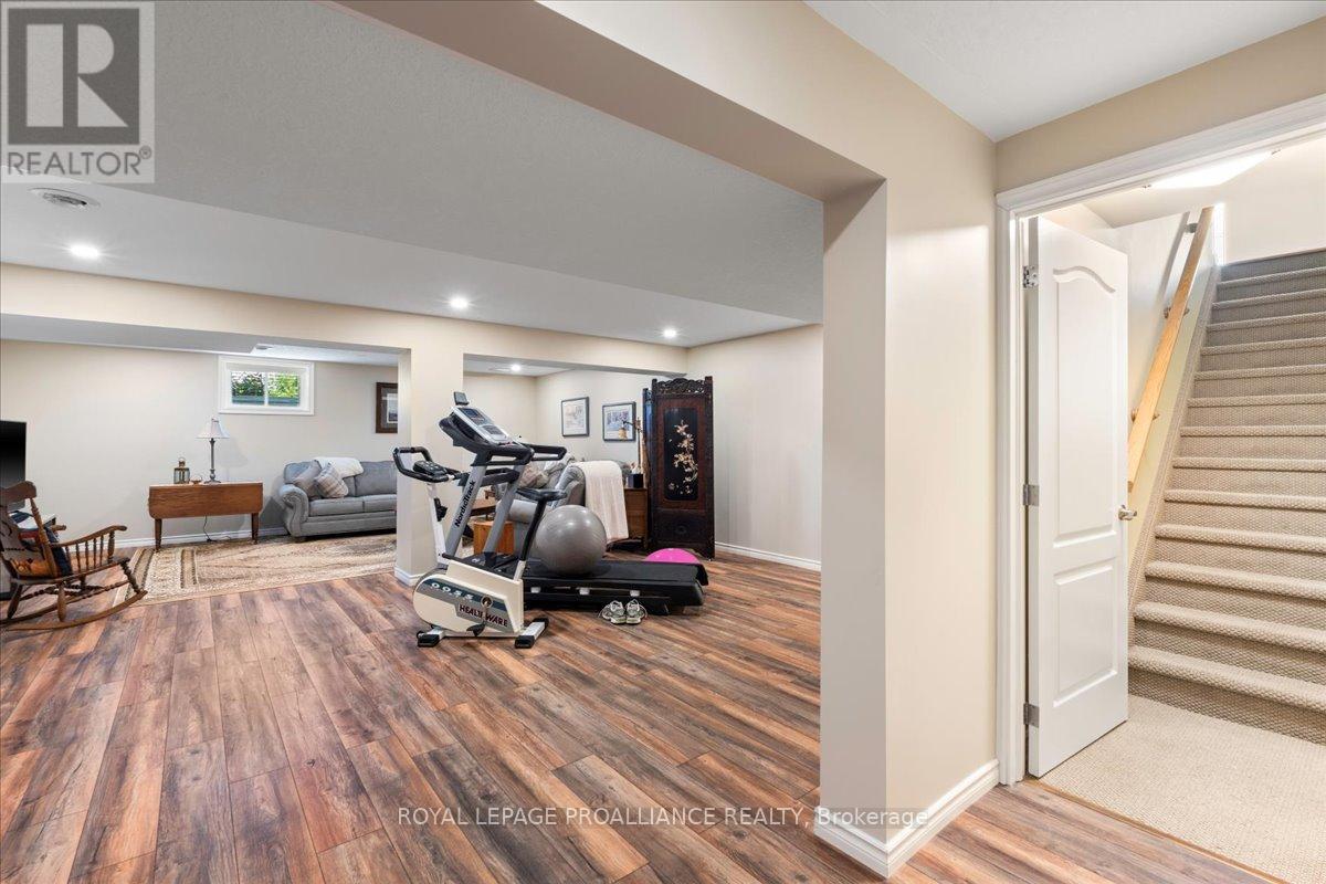 36 Dorchester Drive, Prince Edward County, Ontario  K0K 3L0 - Photo 32 - X11933502
