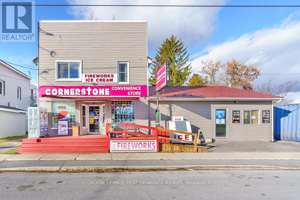 40 FRONT STREET, North Stormont, Ontario