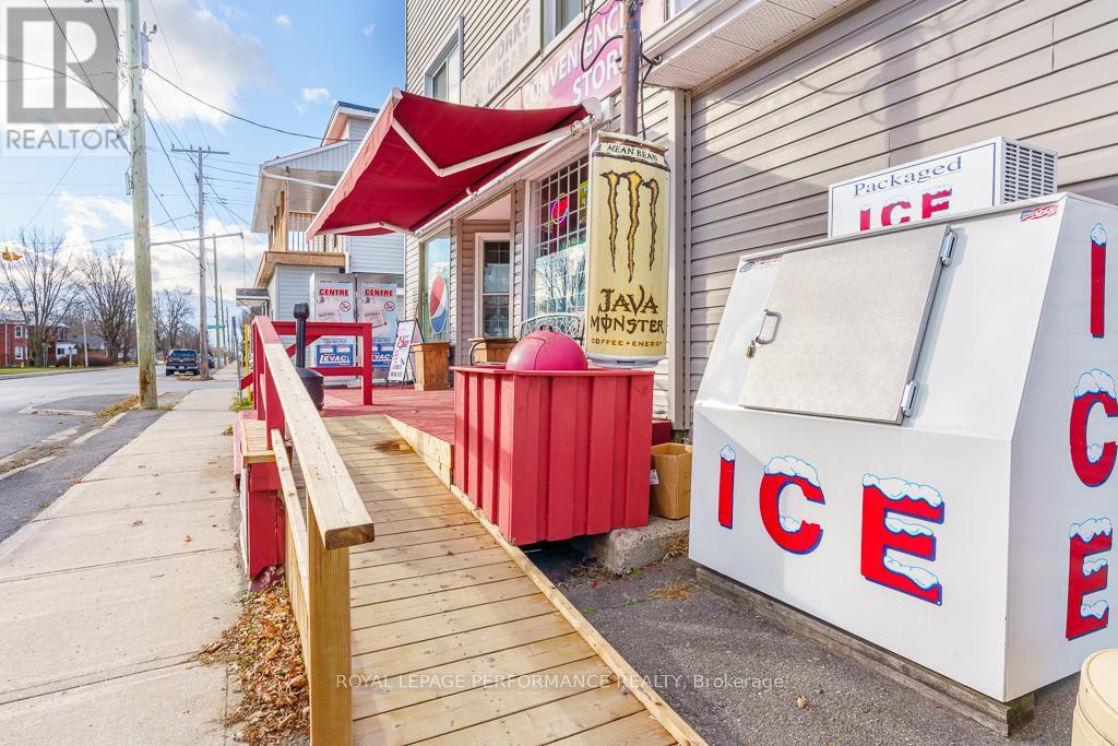 40 Front Street, North Stormont, Ontario  K0C 1K0 - Photo 3 - X11933637