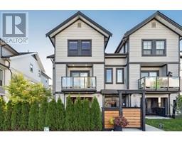 112 JARDINE STREET, New Westminster, British Columbia