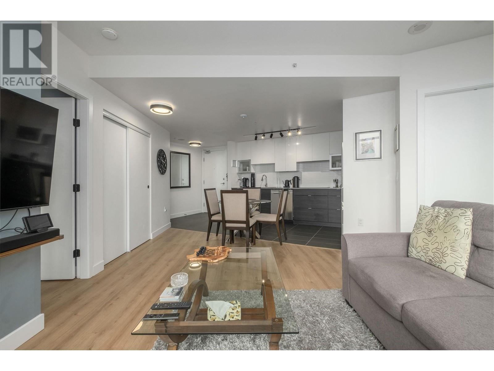 801 175 W 2nd Street, North Vancouver, British Columbia  V7M 0A5 - Photo 5 - R2958445