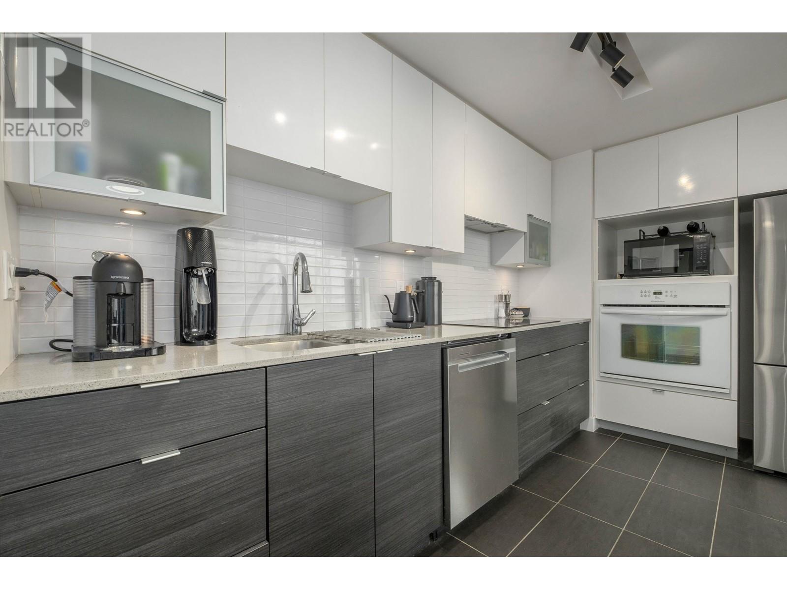 801 175 W 2nd Street, North Vancouver, British Columbia  V7M 0A5 - Photo 8 - R2958445