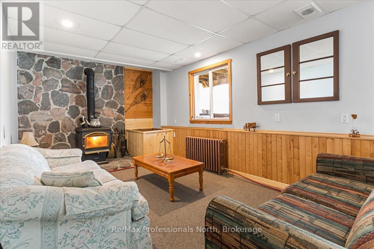1272 Little Bob Lake Road, Minden Hills, Ontario  K0M 2K0 - Photo 28 - X11933733