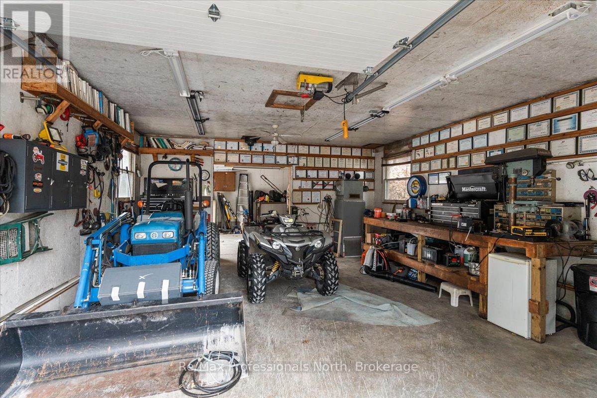 1272 Little Bob Lake Road, Minden Hills, Ontario  K0M 2K0 - Photo 34 - X11933733