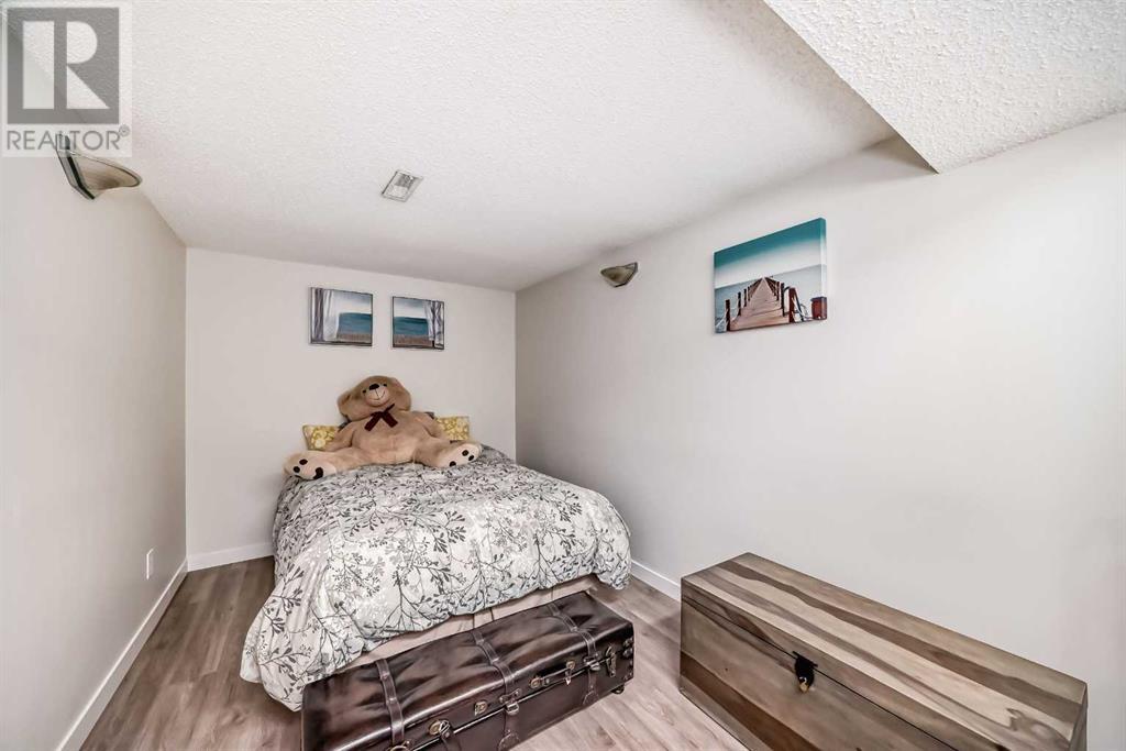 23 Sanderling Rise Nw, Calgary, Alberta  T3K 3B1 - Photo 34 - A2188460