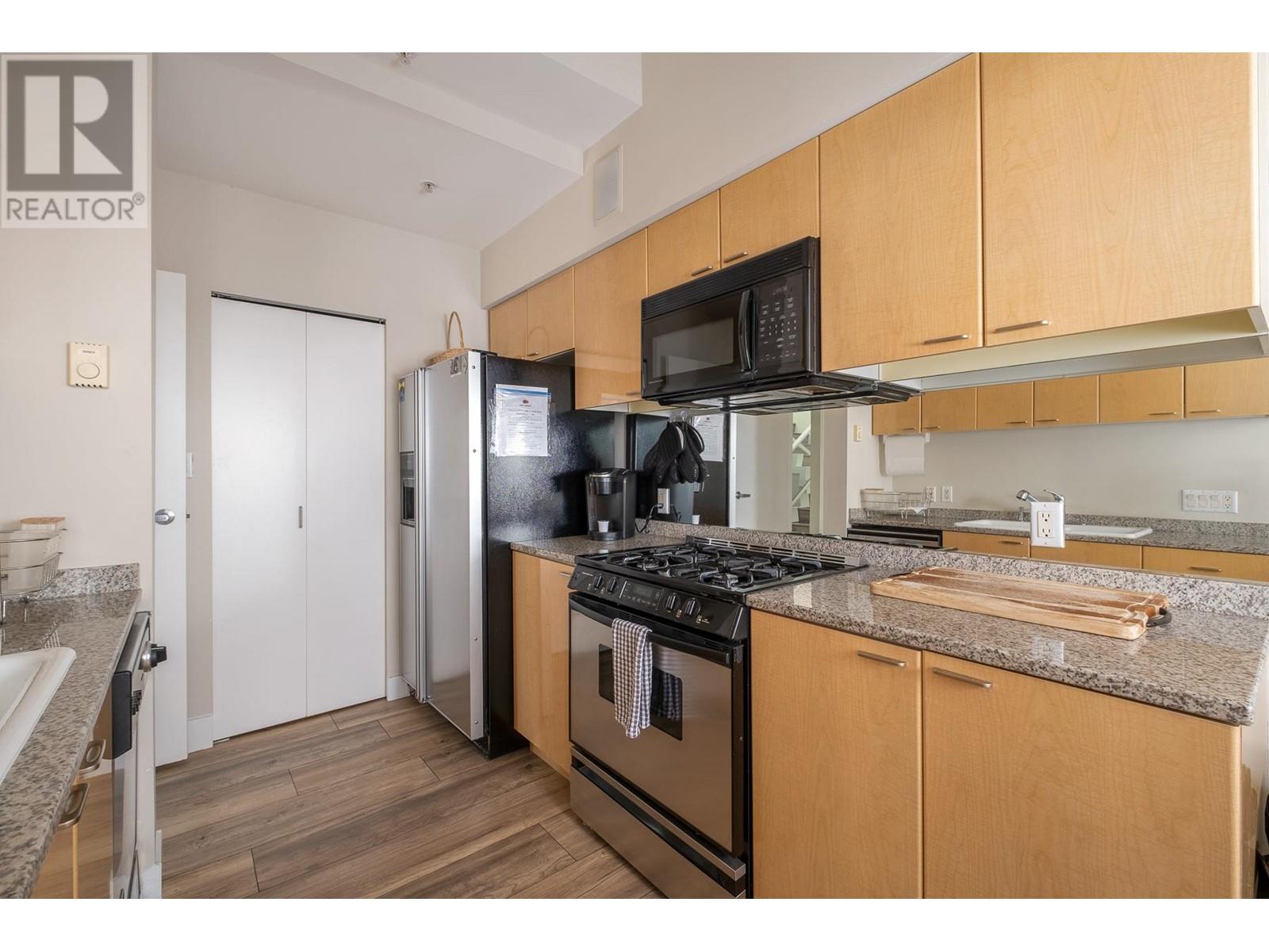 Ph2 1288 W Georgia Street, Vancouver, British Columbia  V6E 4R3 - Photo 11 - R2958279