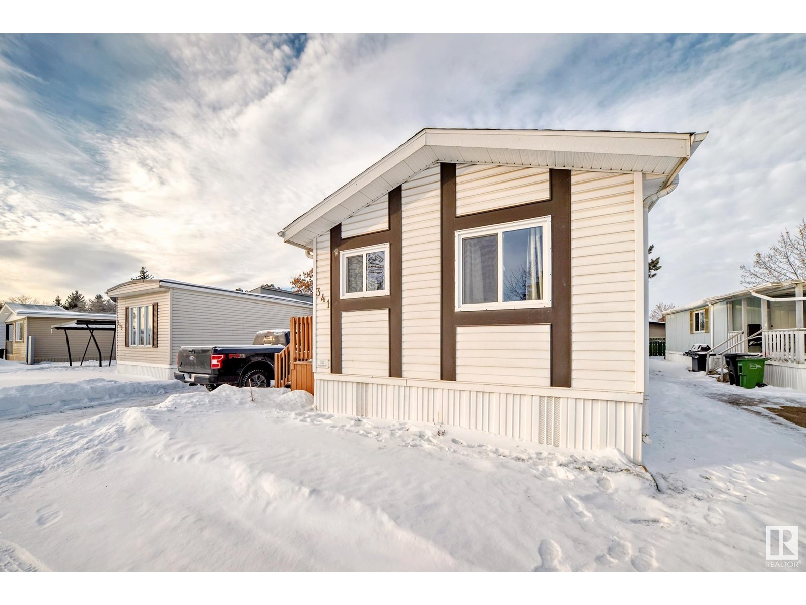 341 West Brook Wy Nw, Edmonton, Alberta  T5S 1T5 - Photo 1 - E4418737