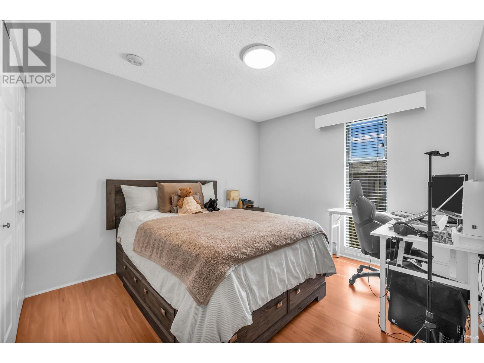 Listing Picture 11 of 14 : 18 10940 SPRINGMONT DRIVE, Richmond / 烈治文 - 魯藝地產 Yvonne Lu Group - MLS Medallion Club Member