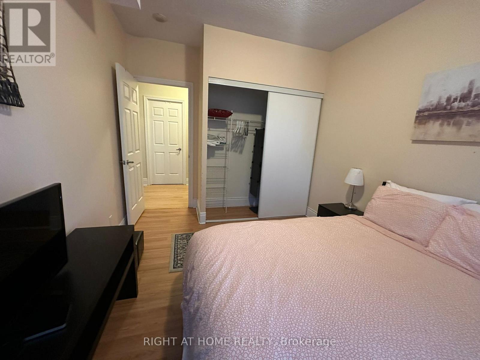 1512 - 310 Burnhamthorpe Road W, Mississauga, Ontario  L5B 3Y9 - Photo 15 - W11934018